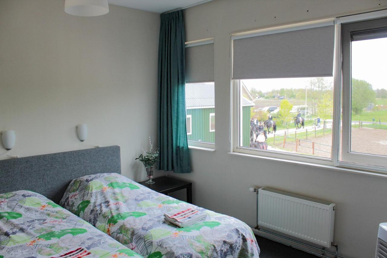 Manege Sanninghoeve B&B Oudega  Esterno foto